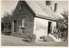 side-view-of-kitchen-to-original-farmhouse-of-1760-img363
