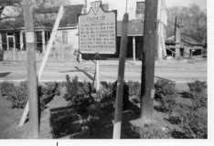 photo-showing-pitt-house-and-doyle-store-in-1970-img512