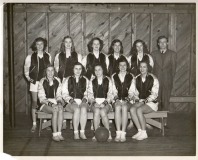 chuckatuck-outside-basketball-team-img431