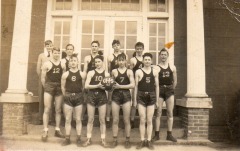 boys-basketball-team-1945-sonny-12-img672