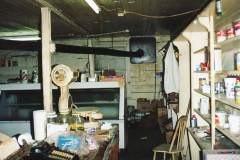 daileys-store-interior-img223