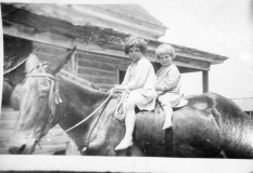 virginia-and-ercile-circa-1921img122