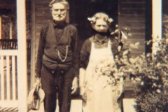 mr-mrs-kea-store-operators-at-quaker-rd-img210