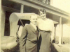 elwood-pearl-richardson-pruden-in-front-of-home-place-1918-img364