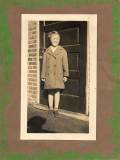 katie-rippey-at-top-step-back-of-grammer-school-upstairs-img908