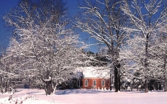 st-johns-church-snow-image1