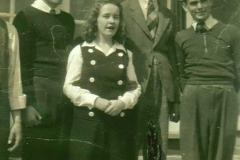 unknown-charlie-byrd-norma-dixon-ben-ames-howard-williams-4-hits-a-miss-chs-class-of-1942-antionette-williams-photo